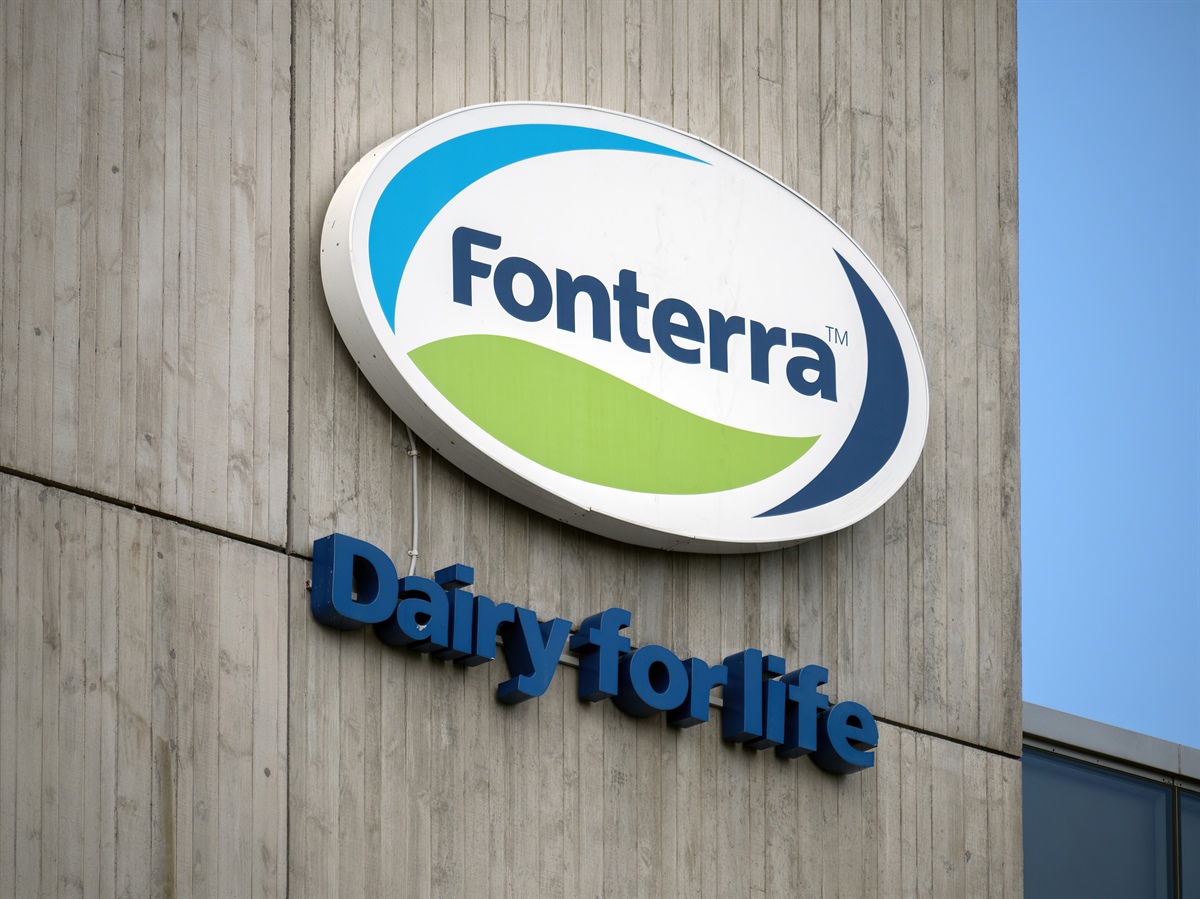 Fonterra taglia le stime sul prezzo del latte 2026/27: pesa il calo delle quotazioni globali